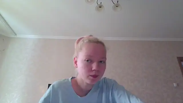 Snapshot of BabyyDolll_ chatting on February 15, 10:52 pm BabyyDolll online show from February 15, 10:52 pm