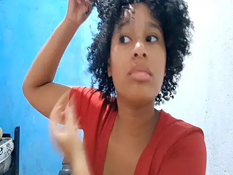 MadelynStamant online show from March 23, 12:16 pm