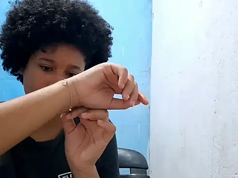 MadelynStamant online show from March 4, 12:13 pm