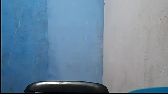 MadelynStamant online show from April 8, 12:28 pm