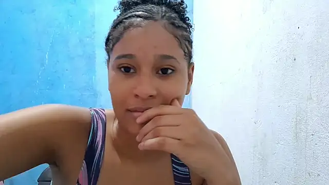 MadelynStamant online show from April 14, 1:16 pm