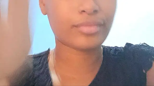 MadelynStamant online show from February 14, 5:13 pm