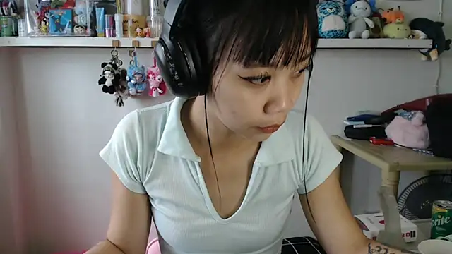 GloryKulikowski online show from March 10, 2:37 am