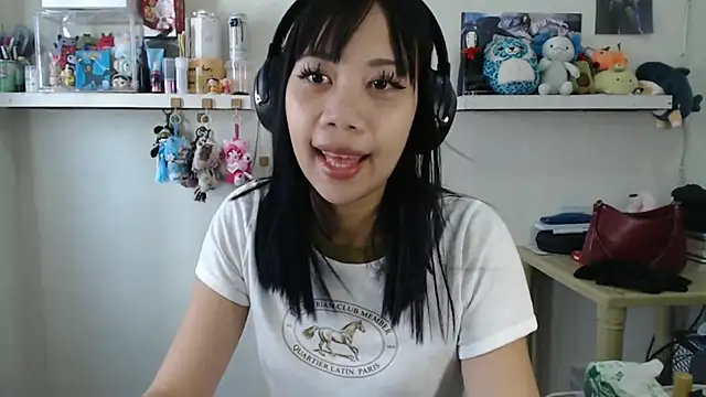 GloryKulikowski online show from March 5, 1:46 am