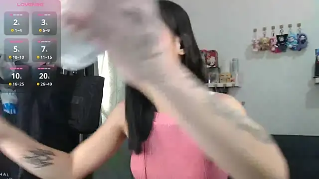 GloryKulikowski online show from April 26, 10:07 pm