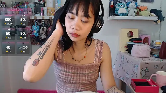 GloryKulikowski online show from March 20, 2:12 am