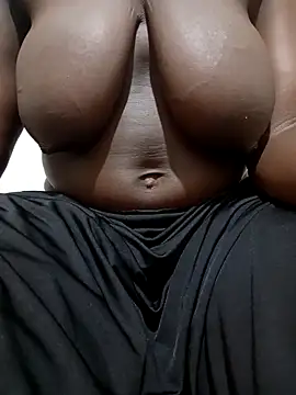 longclit26 online show from March 13, 8:03 pm