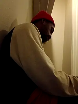 Snapshot of stressrliver88 chatting on February 24, 2:12 am stressrliver88 online show from February 24, 2:12 am