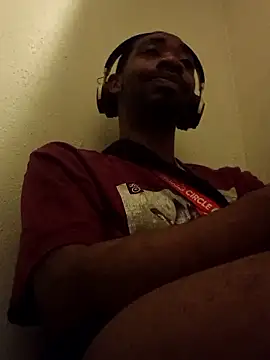 stressrliver88 online show from April 12, 7:44 am