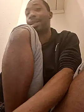 stressrliver88 online show from April 8, 7:59 pm