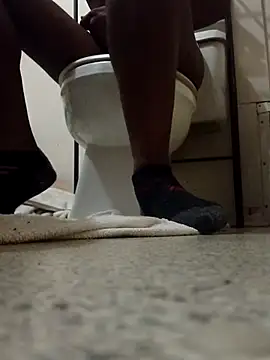 stressrliver88 online show from April 10, 7:37 am