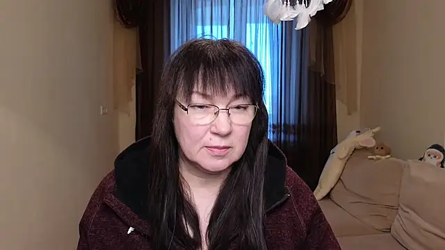 Snapshot of Tori_Twirl chatting on February 18, 6:22 am Tori Twirl online show from February 18, 6:22 am