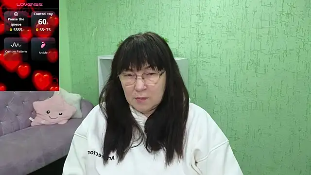 Snapshot of Tori_Twirl chatting on February 16, 11:53 am Tori Twirl online show from February 16, 11:53 am