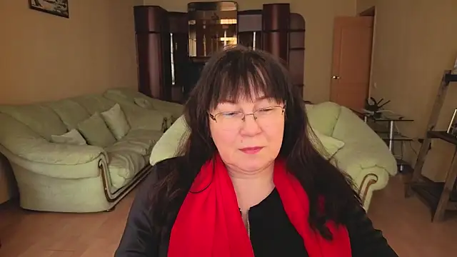 Snapshot of Tori_Twirl chatting on February 24, 10:38 am Tori Twirl online show from February 24, 10:38 am