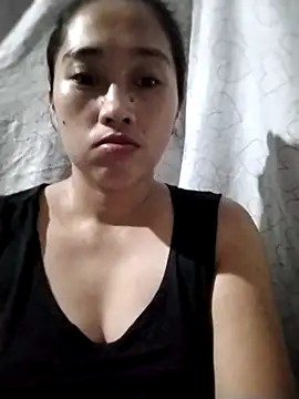 Snapshot of Latina_29 chatting on February 14, 3:40 am Latina 29 online show from February 14, 3:40 am