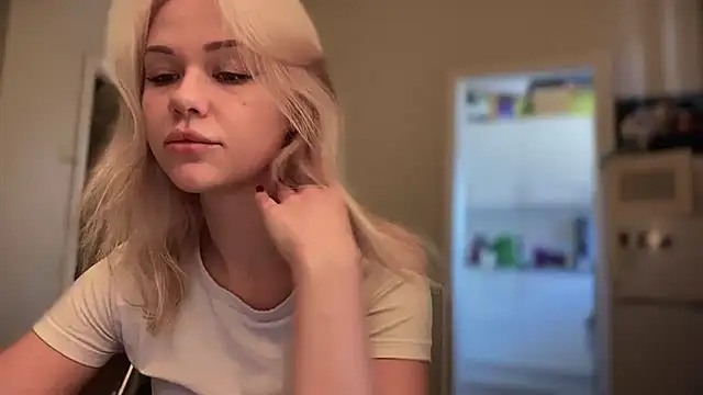 Leylia Lily online show from March 23, 12:16 pm