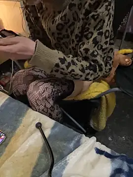 Snapshot of yixianshen188 chatting on February 14, 2:39 pm yixianshen188 online show from February 14, 2:39 pm