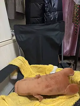 Snapshot of yixianshen188 chatting on March 3, 1:07 pm yixianshen188 online show from March 3, 1:07 pm