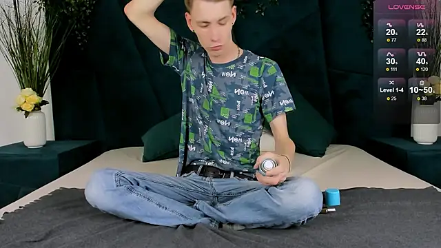 Snapshot of Erick_Wilson chatting on October 26, 7:53 am Erick Wilson online show from October 26, 7:53 am