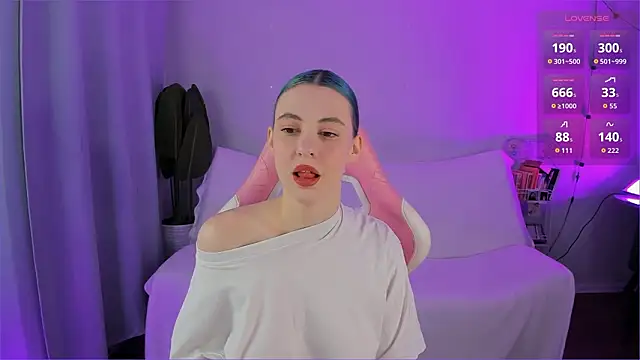 AdeleBabyGirl online show from March 12, 4:18 am