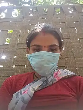 Snapshot of Seenu---Thakur chatting on June 16, 5:40 am Seenu---Thakur online show from June 16, 5:40 am