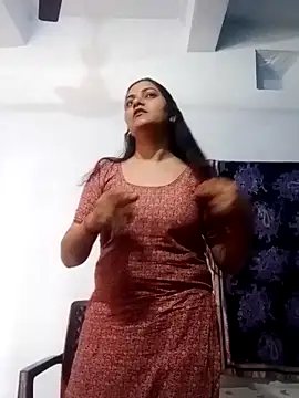 Snapshot of Anushka_Singh0 chatting on February 19, 4:09 am Anushka Singh0 online show from February 19, 4:09 am