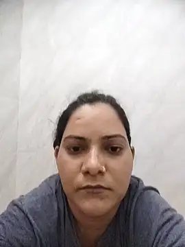 Snapshot of Anushka_Singh0 chatting on June 15, 6:02 am Anushka Singh0 online show from June 15, 6:02 am