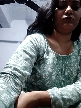 Anushka Singh0 online show from March 22, 10:00 pm