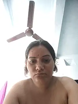 Snapshot of Anushka_Singh0 chatting on June 18, 9:14 am Anushka Singh0 online show from June 18, 9:14 am
