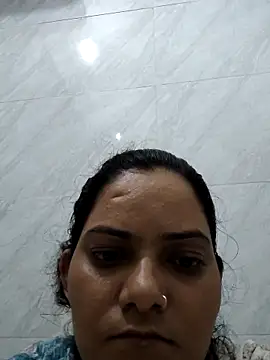 Snapshot of Anushka_Singh0 chatting on June 17, 4:50 pm Anushka Singh0 online show from June 17, 4:50 pm
