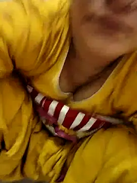 Snapshot of Anushka_Singh0 chatting on July 3, 4:46 pm Anushka Singh0 online show from July 3, 4:46 pm