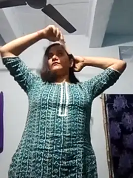 Anushka Singh0 online show from March 3, 4:14 pm