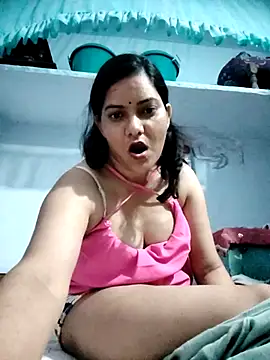 Anushka Singh0 online show from April 13, 7:40 pm