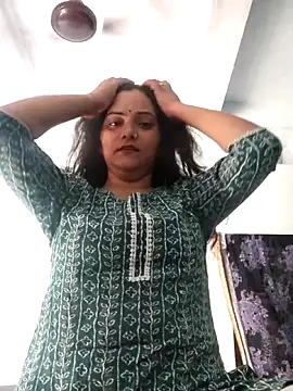 Anushka Singh0 online show from April 1, 10:05 am