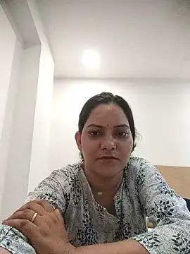 Snapshot of Anushka_Singh0 chatting on June 21, 4:29 am Anushka Singh0 online show from June 21, 4:29 am