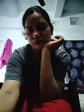 Snapshot of Anushka_Singh0 chatting on June 5, 1:28 pm Anushka Singh0 online show from June 5, 1:28 pm