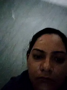Snapshot of Anushka_Singh0 chatting on July 13, 12:43 am Anushka Singh0 online show from July 13, 12:43 am