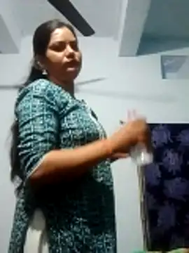 Anushka Singh0 online show from March 3, 1:12 am