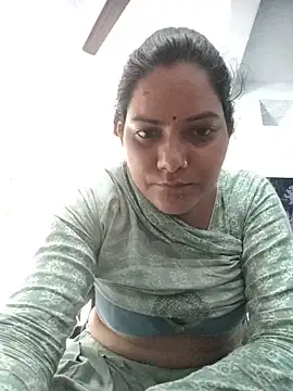 Snapshot of Anushka_Singh0 chatting on June 7, 4:18 am Anushka Singh0 online show from June 7, 4:18 am