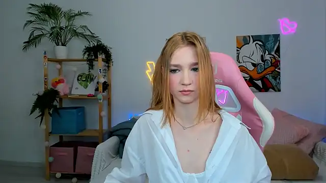 Ophelia Jay online show from February 18, 3:26 am