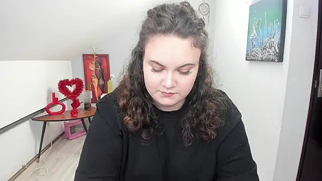 Snapshot of ElviraJoness chatting on February 16, 12:15 pm ElviraJoness online show from February 16, 12:15 pm