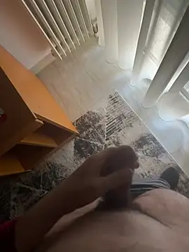 jacobbb5 online show from April 27, 12:36 pm