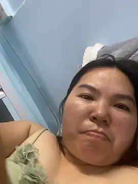 Snapshot of XIAXIA66 chatting on March 1, 2:50 pm XIAXIA66 online show from March 1, 2:50 pm