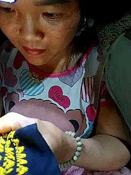 Snapshot of nelina_12345 chatting on February 18, 1:29 pm nelina 12345 online show from February 18, 1:29 pm