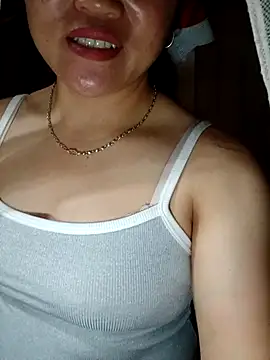 Snapshot of nelina_12345 chatting on February 16, 1:10 pm nelina 12345 online show from February 16, 1:10 pm