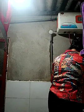 Snapshot of nelina_12345 chatting on February 21, 12:18 pm nelina 12345 online show from February 21, 12:18 pm