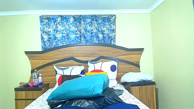 Queenxxxjesy online show from March 16, 4:09 am