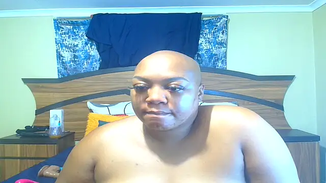 Queenxxxjesy online show from April 6, 8:21 pm