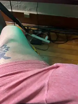 Snapshot of kingkai6789 chatting on February 19, 8:44 am kingkai6789 online show from February 19, 8:44 am