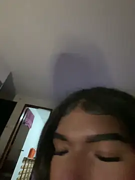 lulusexyy online show from April 15, 9:37 pm